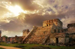 warrior-temple-chichen-itza